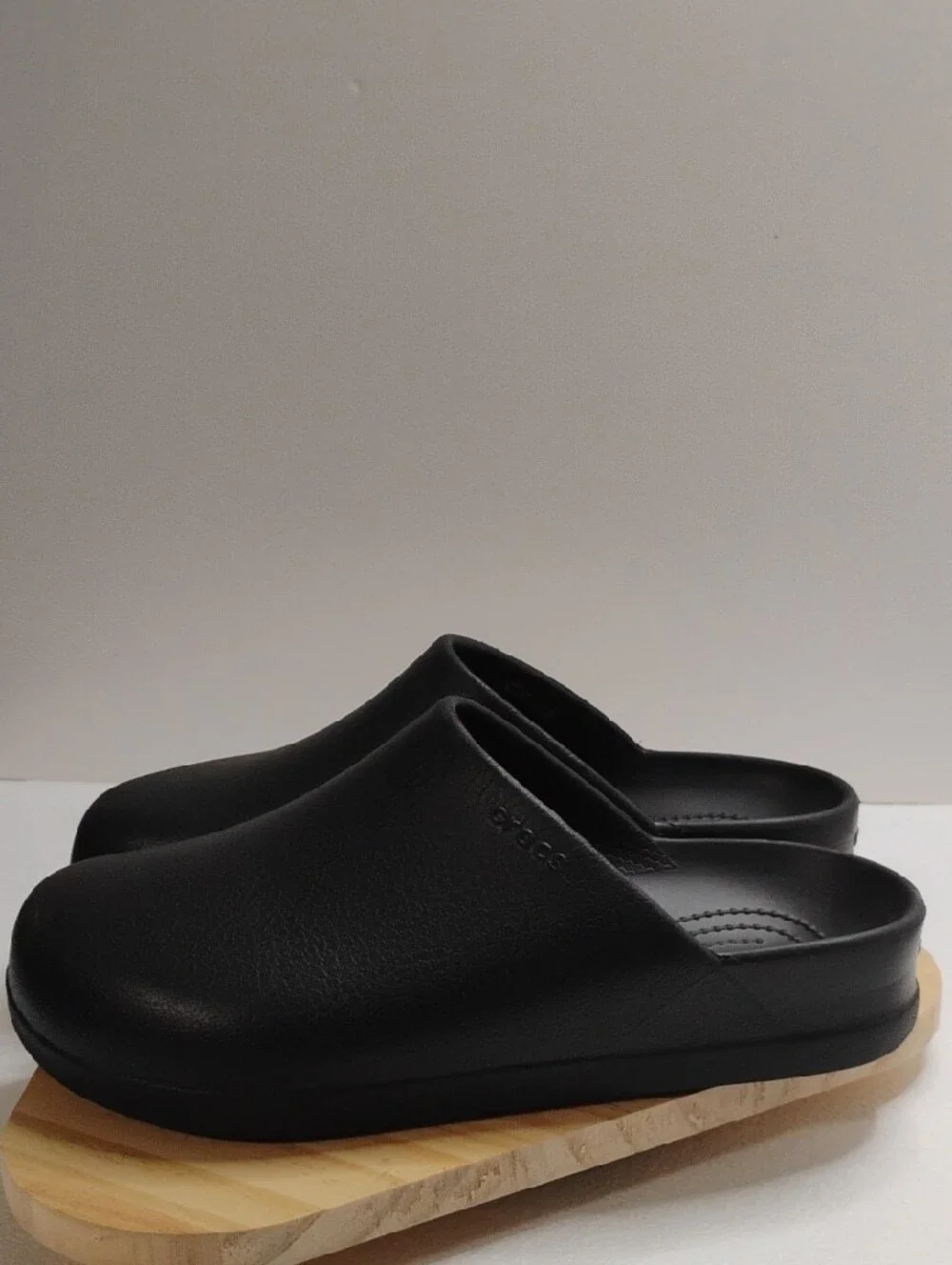 CROCS classic black